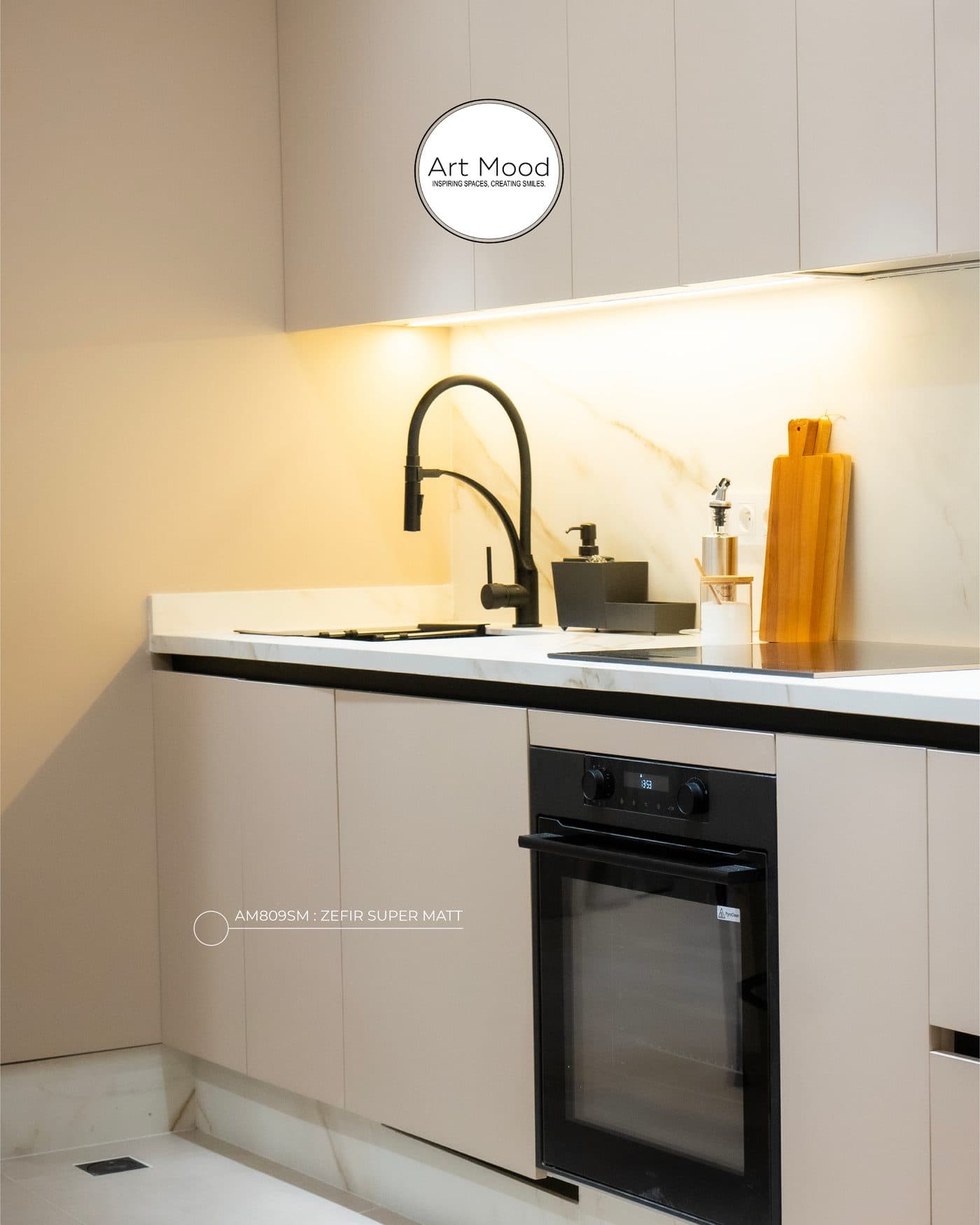 Cuisine évier robinet noir mat