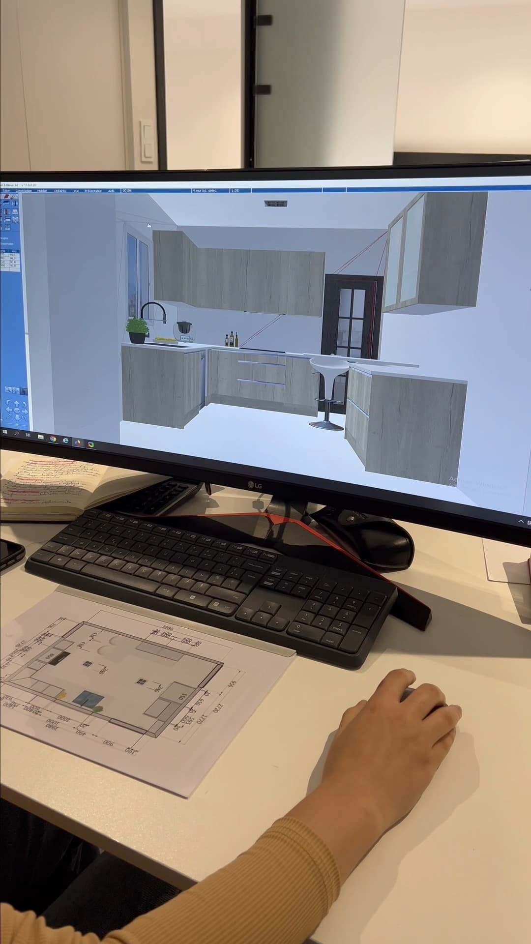 Plan 3D de cuisine sur écran dans le bureau d'études ArtMood